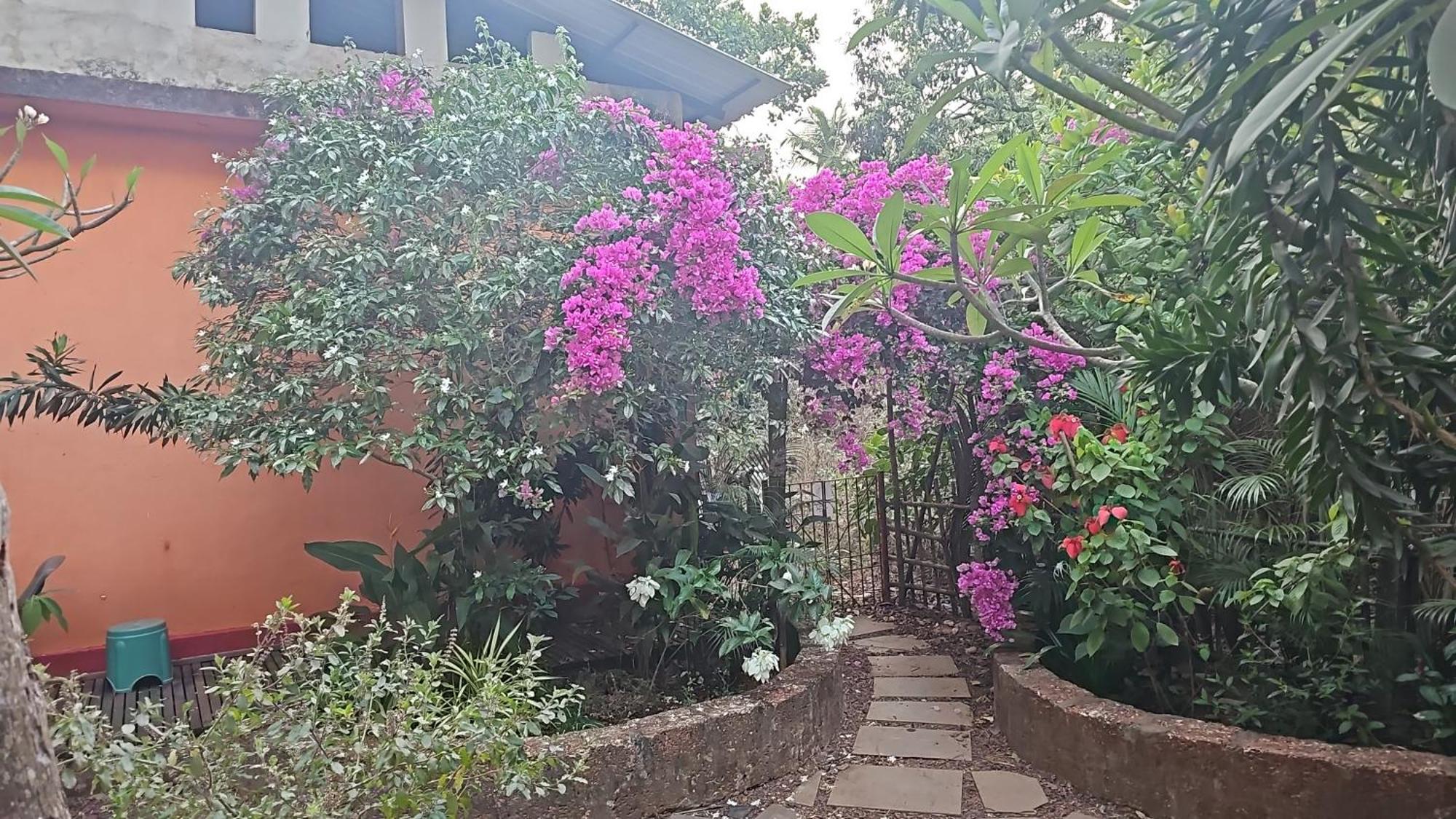 Laxmi Happy Home In Querim Goa Exterior foto